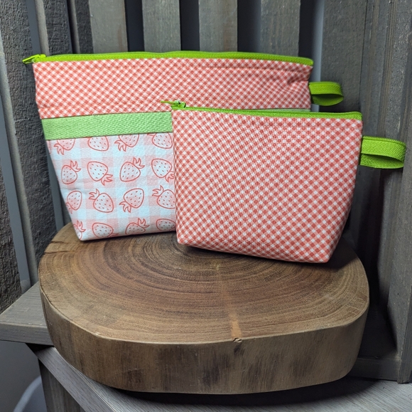 Homemade Cosmetic Bags (set of 2 - small & large) - Picture 1 of 6